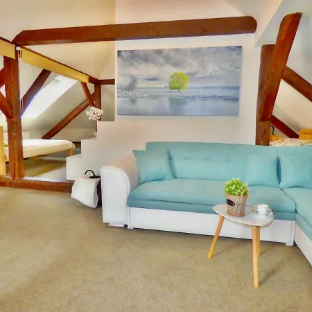 شقة Apartman Rixy *